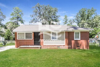 Building Photo - 102 Lincoln St