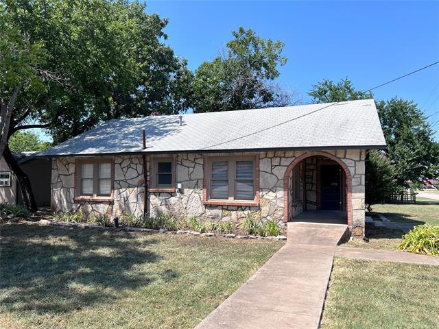 Foto del edificio - 301 English St