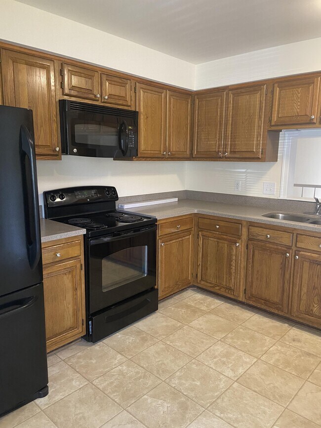 Foto del edificio - 1020 Colonial Meadows Way