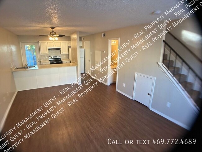 Building Photo - 143 Austin Stone Dr