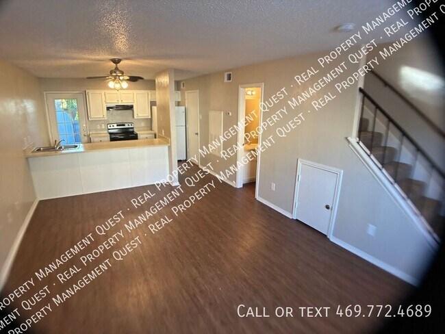 Foto del edificio - 143 Austin Stone Dr