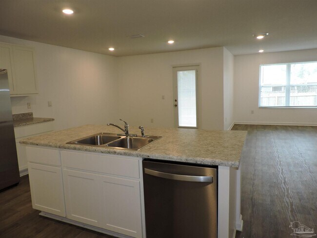 Building Photo - 5991 Smarty Jones Wy