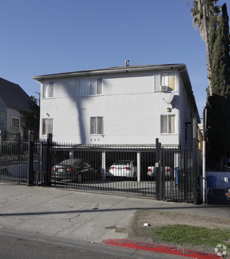 Foto del edificio - 247 N Catalina St