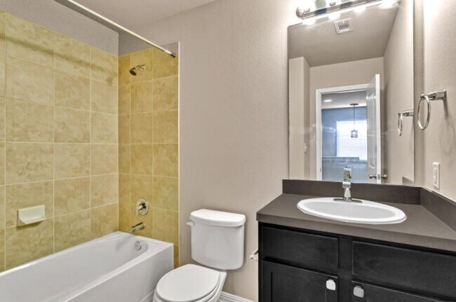 Building Photo - Charming 3-Bed, 2.5-Bath Home with Covered...