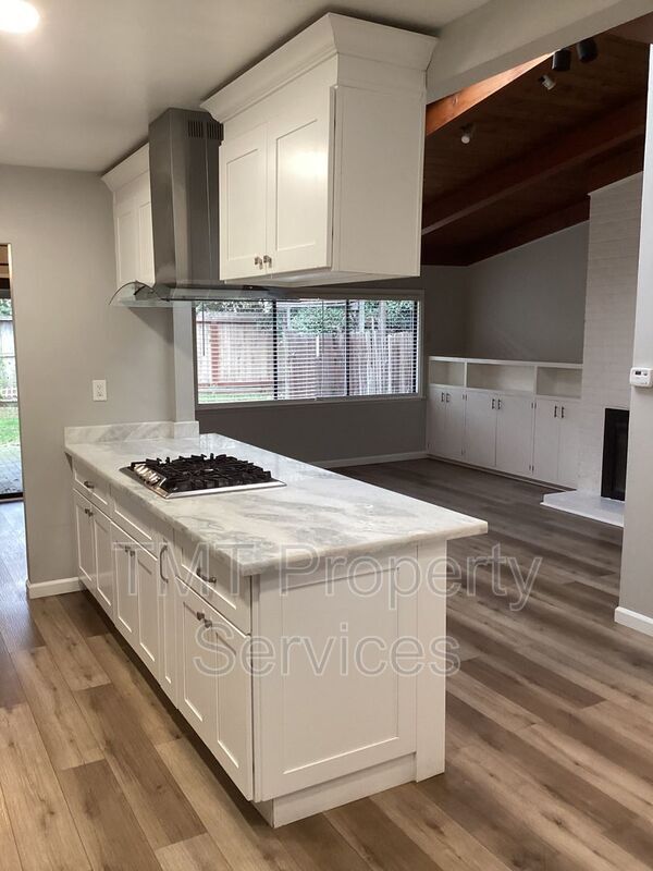 Foto del edificio - 2217 W Polk Way