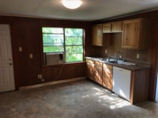 Foto del edificio - 2 Bedroom, 1 bath apartment in a duplex