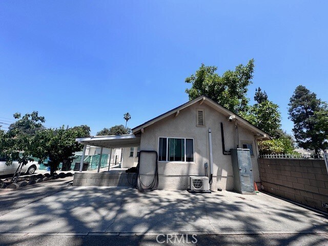 Foto del edificio - 1223 S Santa Anita Ave