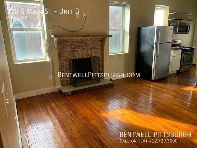 Building Photo - 2 Bedroom Apartment in West End Village