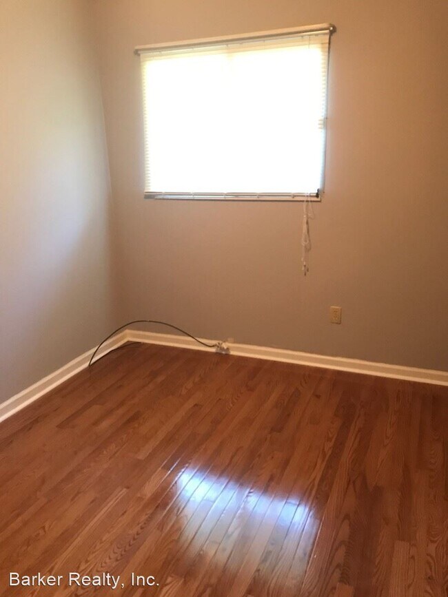 Foto del edificio - 3 br, 1 bath House - 312 N. State Street