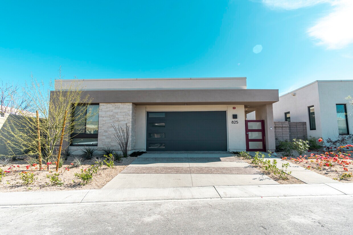 Foto principal - 825 Fountain Dr
