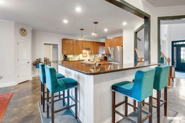 Building Photo - Spacious 5BR/3.5 Bath Home in Cumming in a...