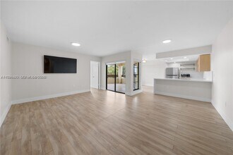 Building Photo - 8830 SW 123rd Ct
