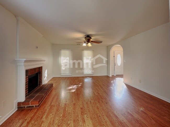 Building Photo - 10702 Northgate Trail Dr