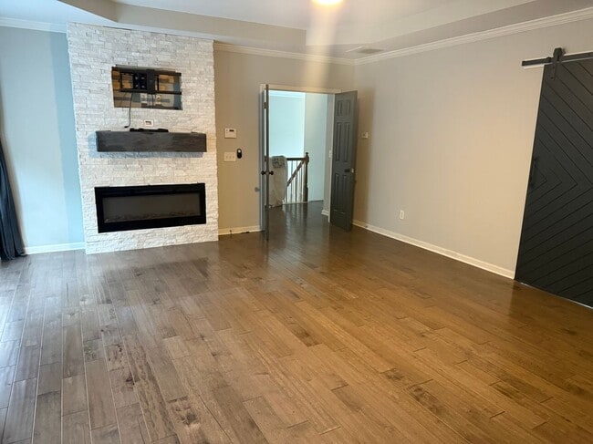 Building Photo - 3540 Renaissance Cir