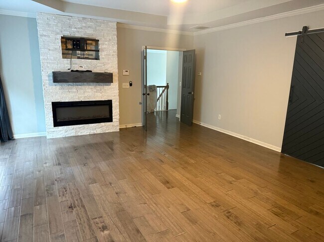 Foto del edificio - 3540 Renaissance Cir