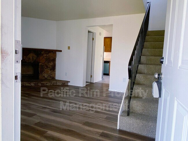 Foto del edificio - 814 196th St E