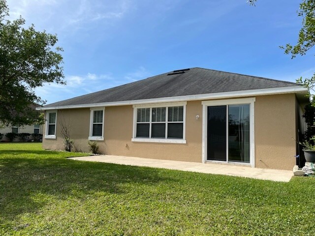 Building Photo - 88 Abacus Ave
