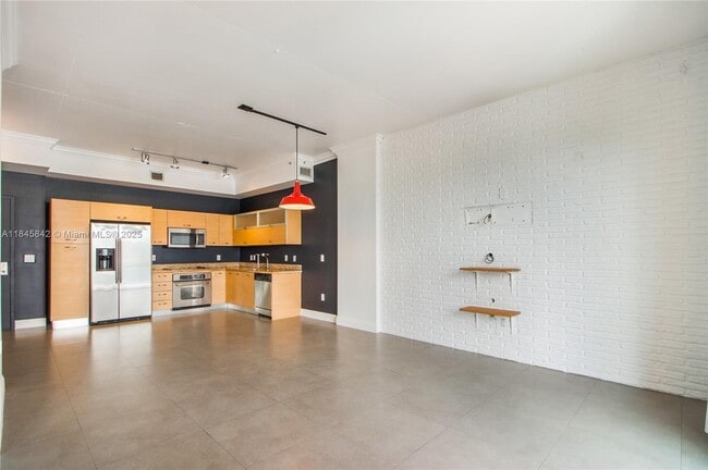 Building Photo - 2275 Biscayne Blvd Blvd