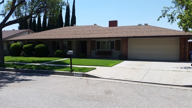 Front - 6949 Rubio Ave