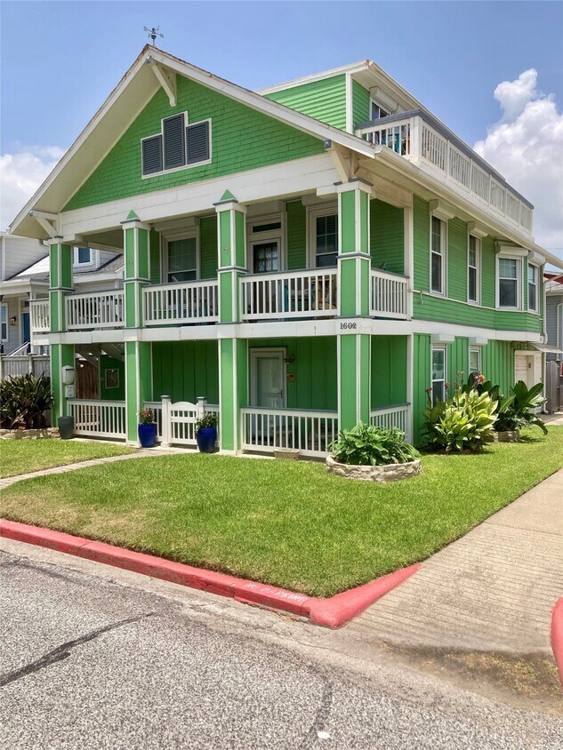Building Photo - 1602 Ave O Ave