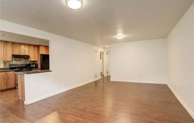 Foto del edificio - West Highlands Garden Level  2-bedroom 1-b...