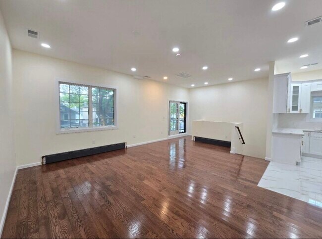 Foto del edificio - 276 Prescott Ave