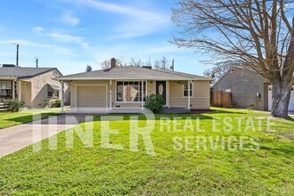 Building Photo - 5000 Reid Way