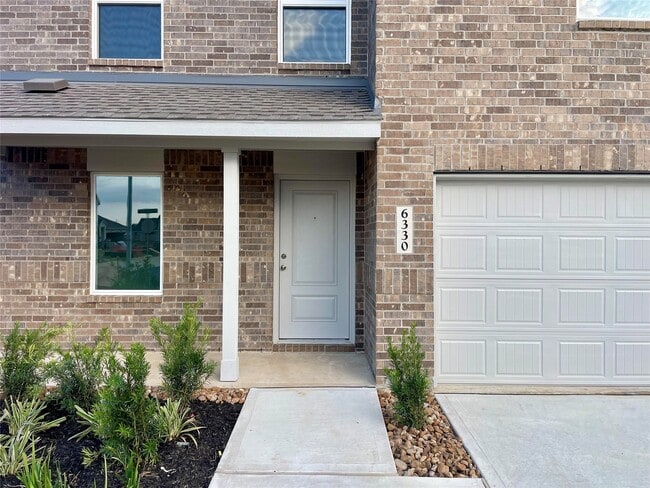 Building Photo - 6330 Breakaway Grv Dr