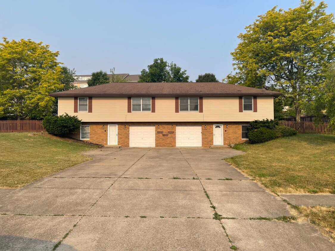 574 Stone Creek Dr, Tallmadge, OH 44278 Townhome Rentals in Tallmadge OH