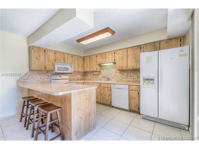 Building Photo - 1420  Ocean Way 27a