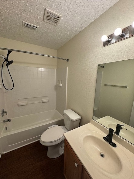 Building Photo - 255 Meadowcrest Dr