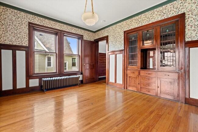 Foto del edificio - 2581 N Maryland Ave