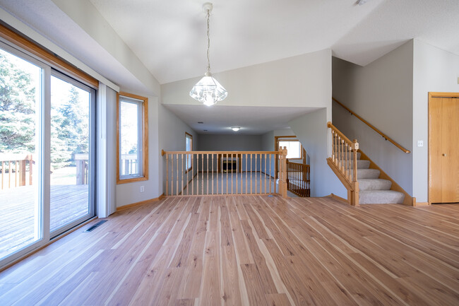 Building Photo - 3575 Parkers Dr
