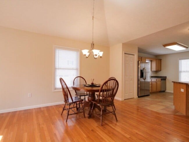 Building Photo - 920 Confederacy Dr