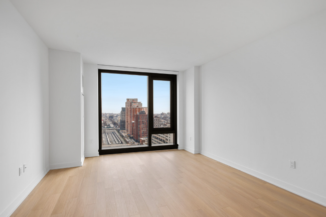 Building Photo - 20 6th Ave