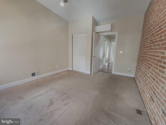 Building Photo - 5 N Belnord Ave