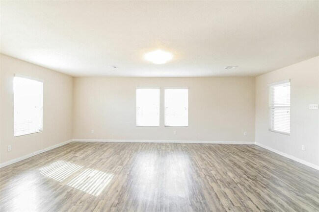 Foto del edificio - 12427 Sunset Ridge Ln
