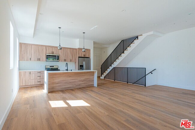 Foto del edificio - 10847 Morrison St