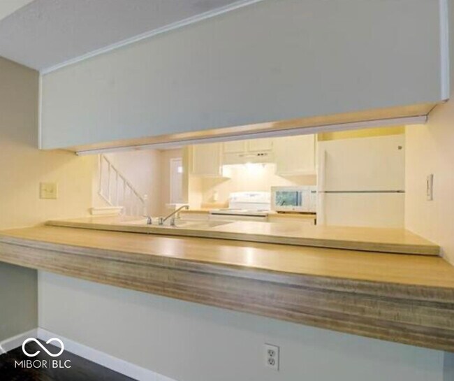 Foto del edificio - 6851 Cross Key Dr