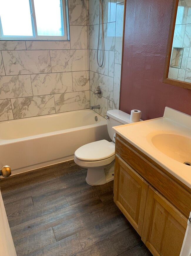 Foto del edificio - 1512 Fulton St