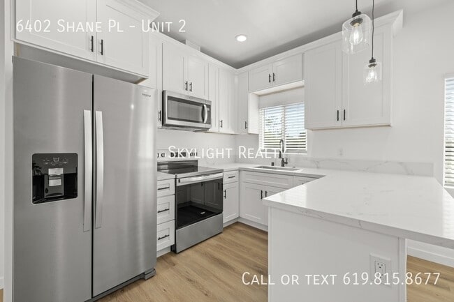 Foto del edificio - 6402 Shane Pl