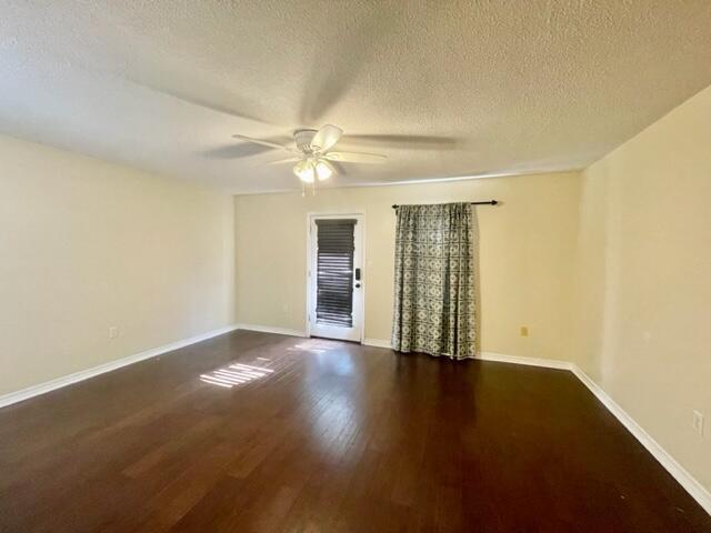 Building Photo - 36 Alder Ave SE