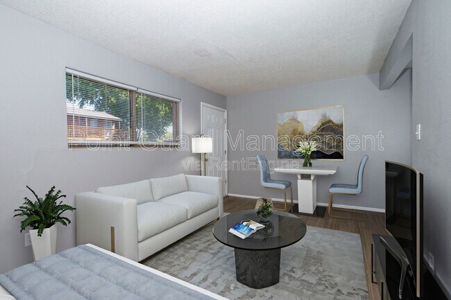 Foto del edificio - 808 N West St