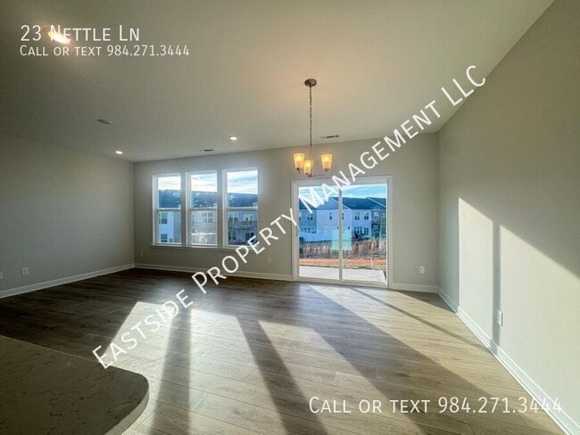 Foto del edificio - 23 Nettle Ln