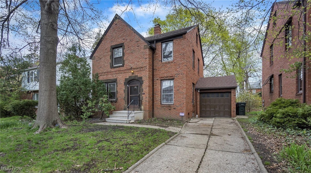 3559 Berkeley Rd Cleveland Heights, OH 44118 – photo 1