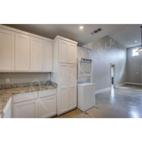 Foto del edificio - 709 Maple St