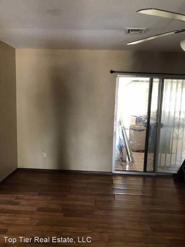 Foto del edificio - 3 br, 2 bath House - 1305 NE Briarcliff Cir