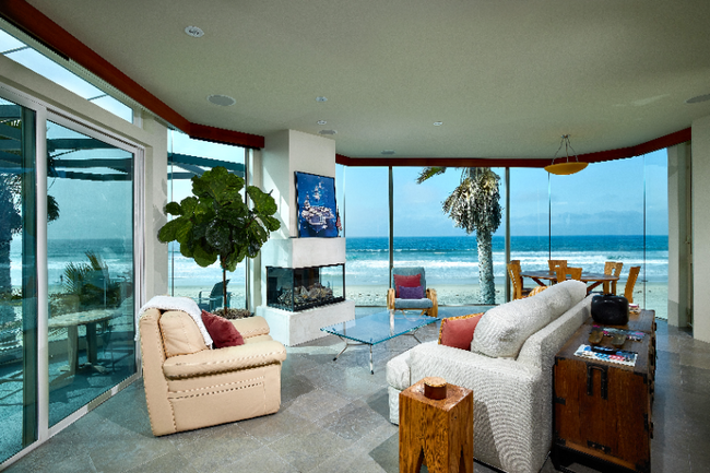 Foto del edificio - 3377 Ocean Front Walk