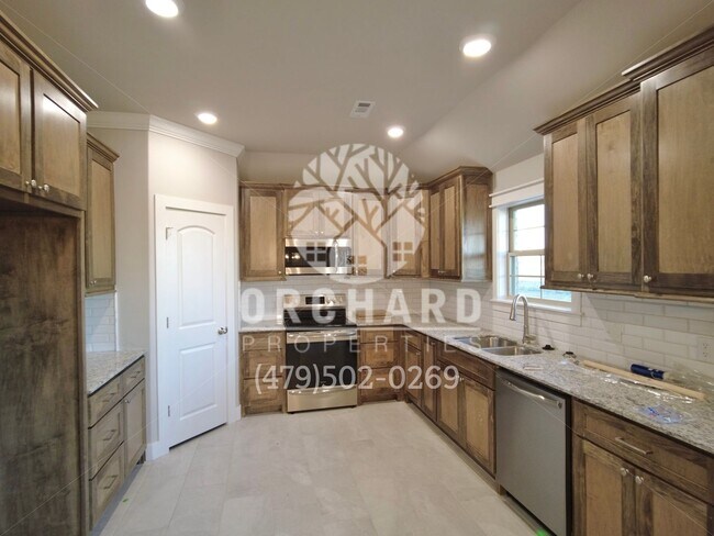 Foto del edificio - Single-Family Home- Sought After Huntley Plan