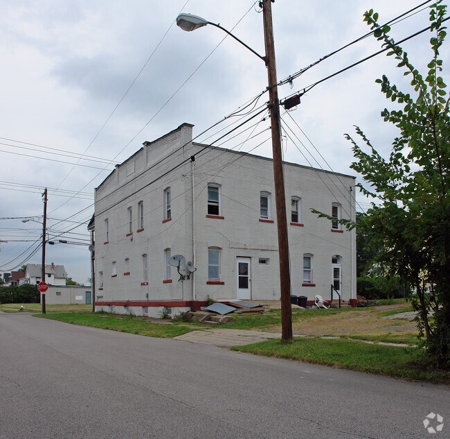 Building Photo - 601 Mason St